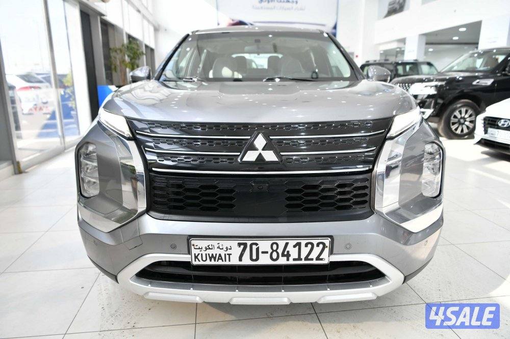 ميتسوبيشي اوتلاندر1