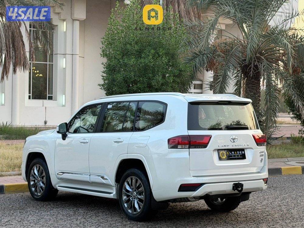 للبيع لاندكروزر GX-RV6 AERO موديل 2024 وارد الساير5