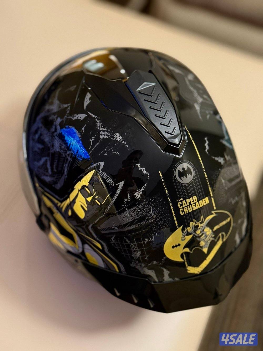 خوذة جديدة(BATMAN)1