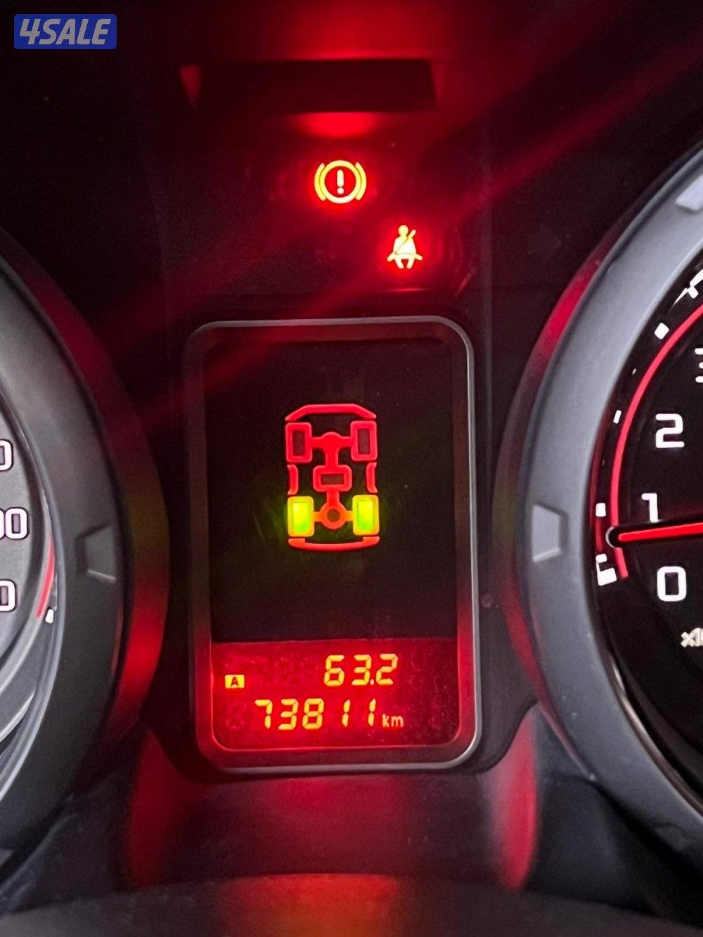 ميتسوبيشي باجيرو 2017 / ماشي 73/ المكينه الكبيره8