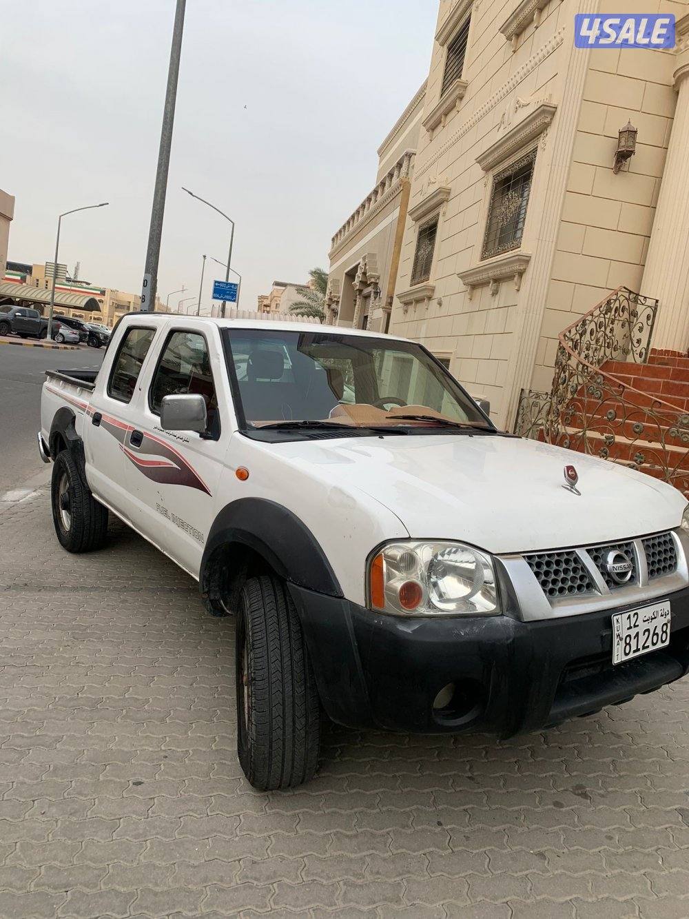 للبيع وانيت نيسان ٢٠١٢ بحالة جيدة9