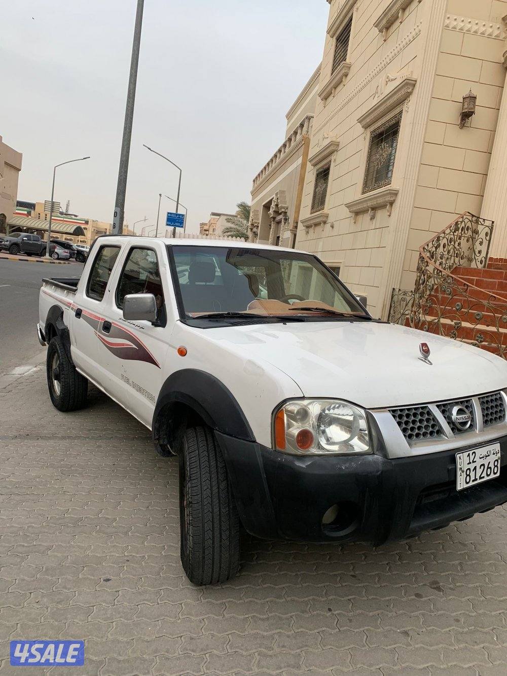 للبيع وانيت نيسان ٢٠١٢ بحالة جيدة11