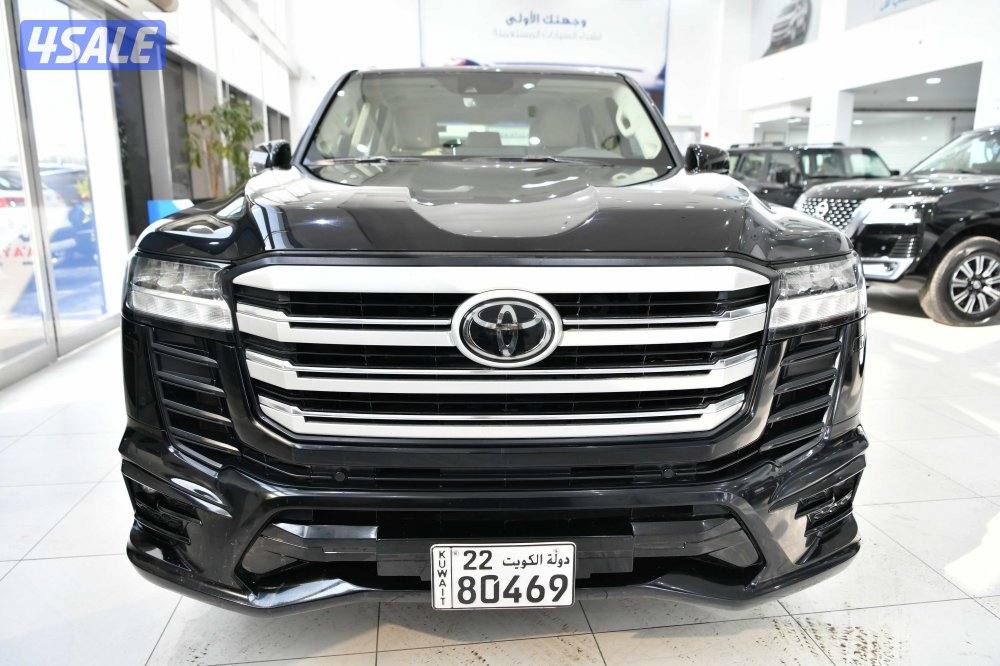 تويوتا لاند كروزر GXR ايرو اس - توين تيربو1