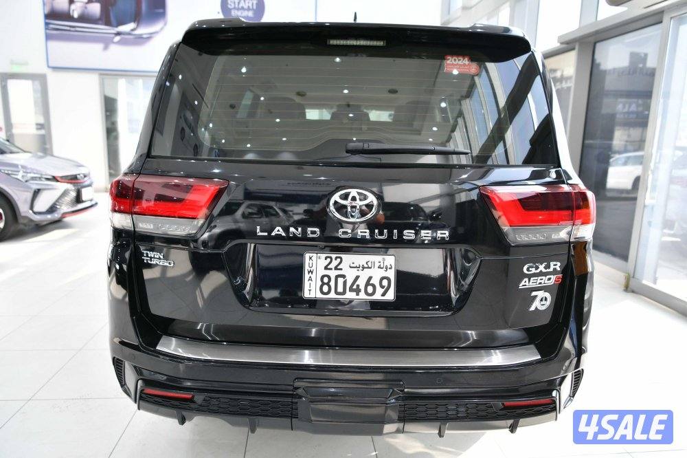 تويوتا لاند كروزر GXR ايرو اس - توين تيربو3