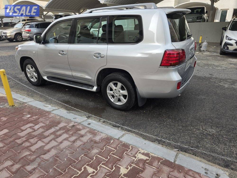 4Sale Lexus - 570  modal 20096