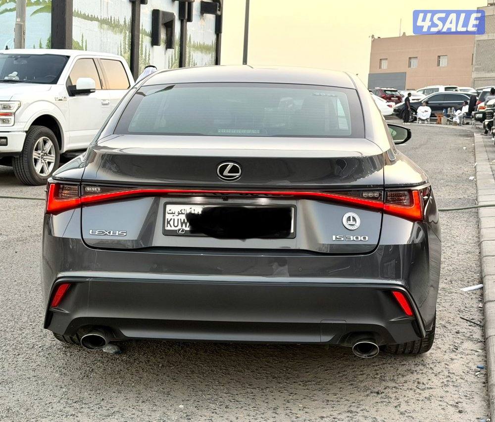 لكزس IS300 الساير 20211