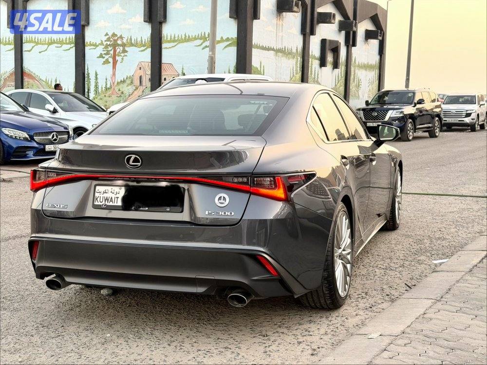لكزس IS300 الساير 20215