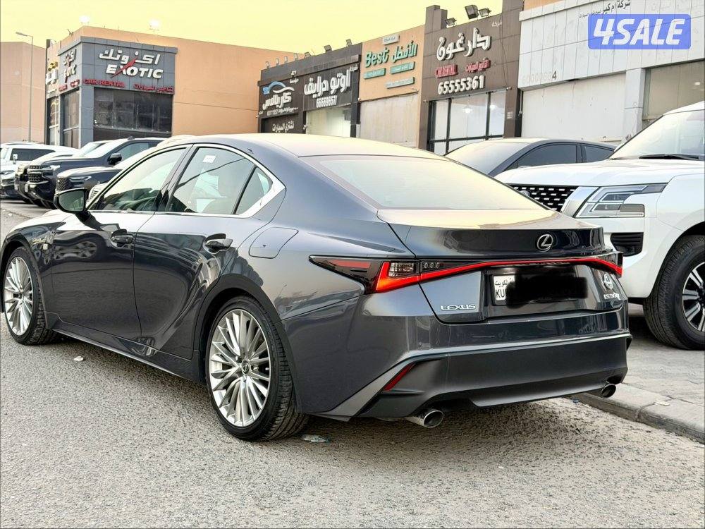 لكزس IS300 الساير 20217