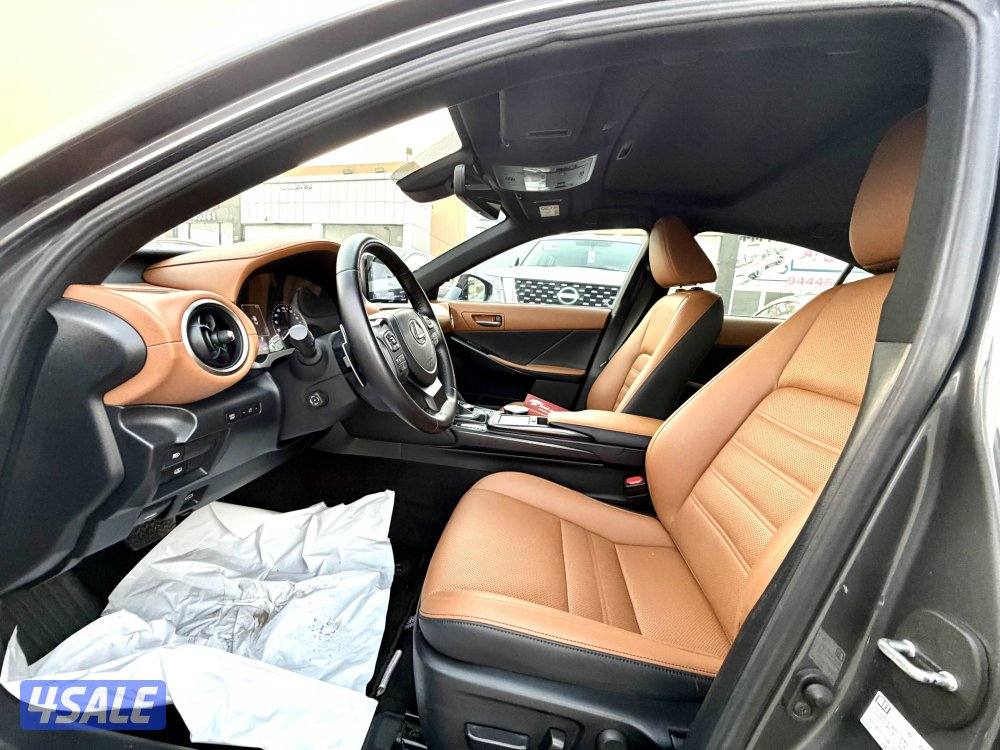 لكزس IS300 الساير 20218