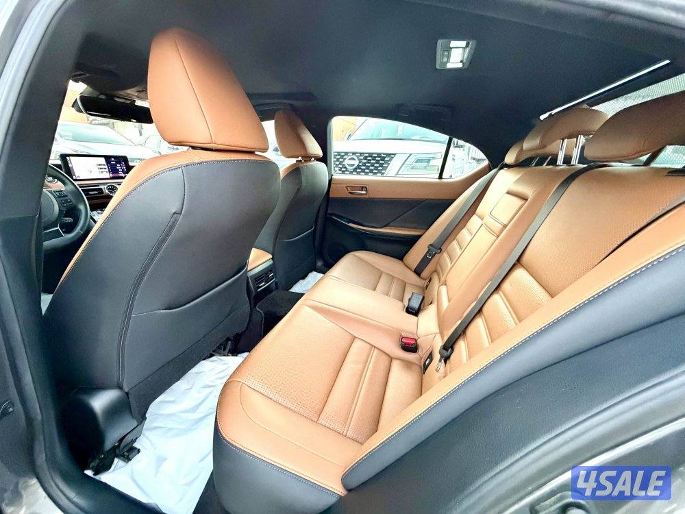 لكزس IS300 الساير 202110