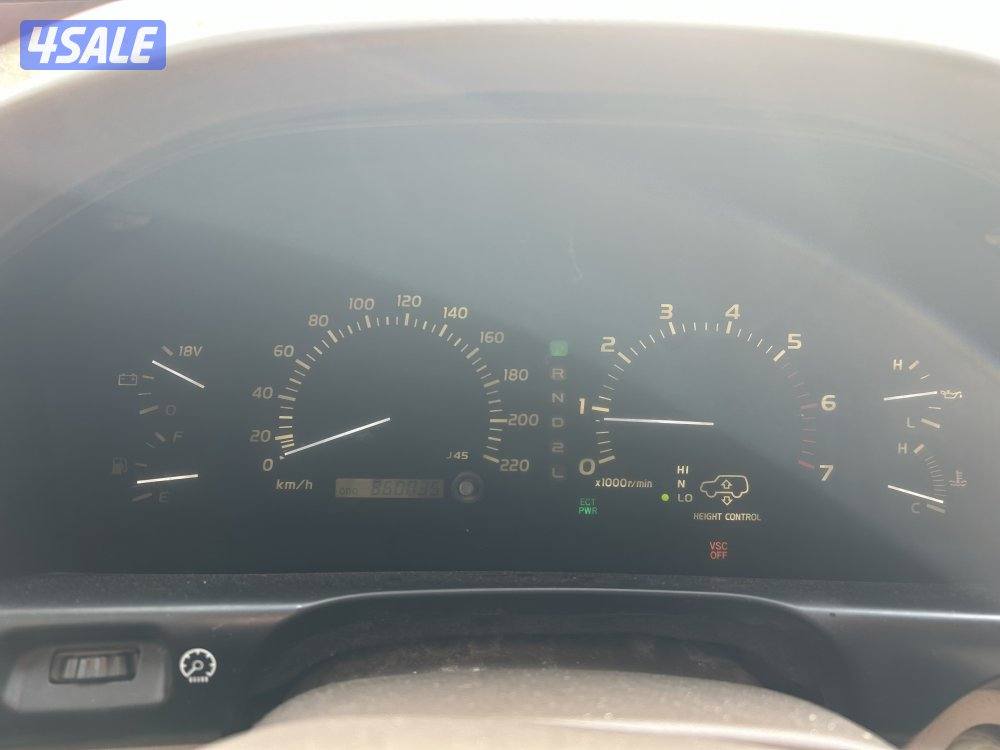 للبيع جيب لكزس الموتر كل شي فيه شغال توايره جديده5