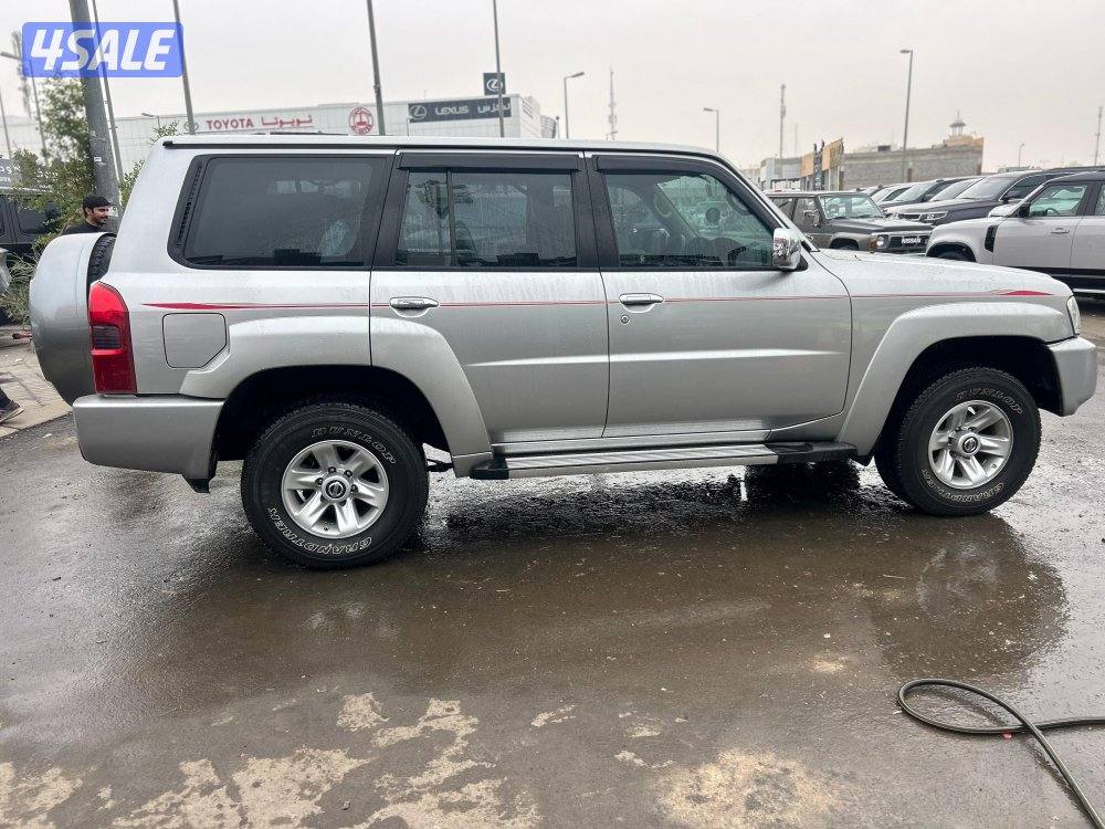 نيسان باترول سفارى
موديل 2023
ماشى 76.000 k.m 
وارد البابطين  .3