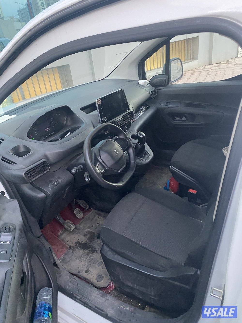 للبيع سياره بيجو بارتنر موديل 202310