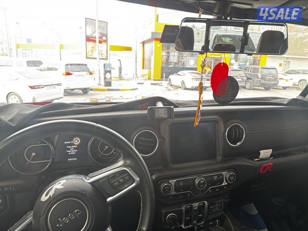 قلادييتور2021 للبيع ماشي 41 شرط الفحص عليه معاونات فوكس1