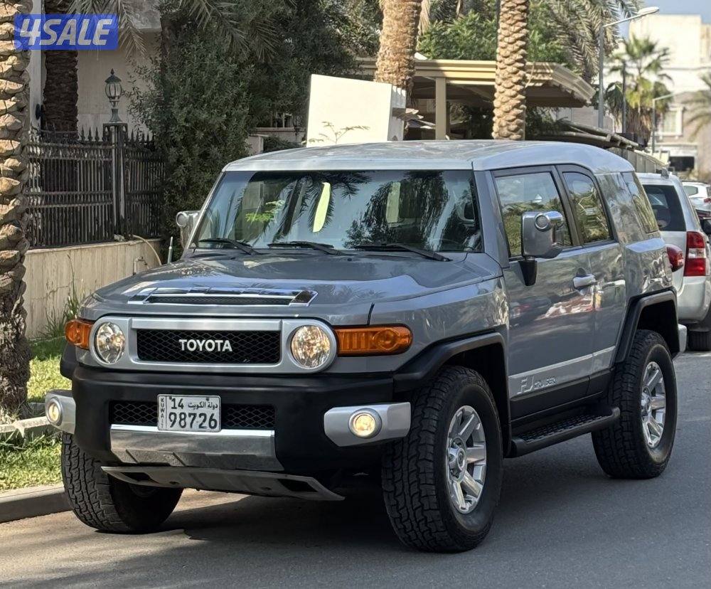 للبيع FJ 2016 وارد الساير7
