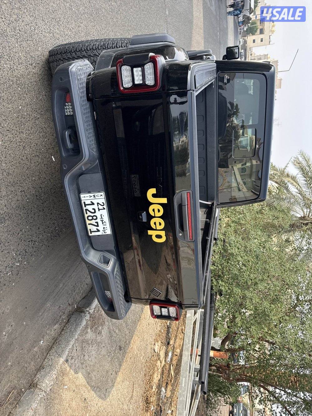 قلادييتور2021 للبيع ماشي 41 شرط الفحص عليه معاونات فوكس4