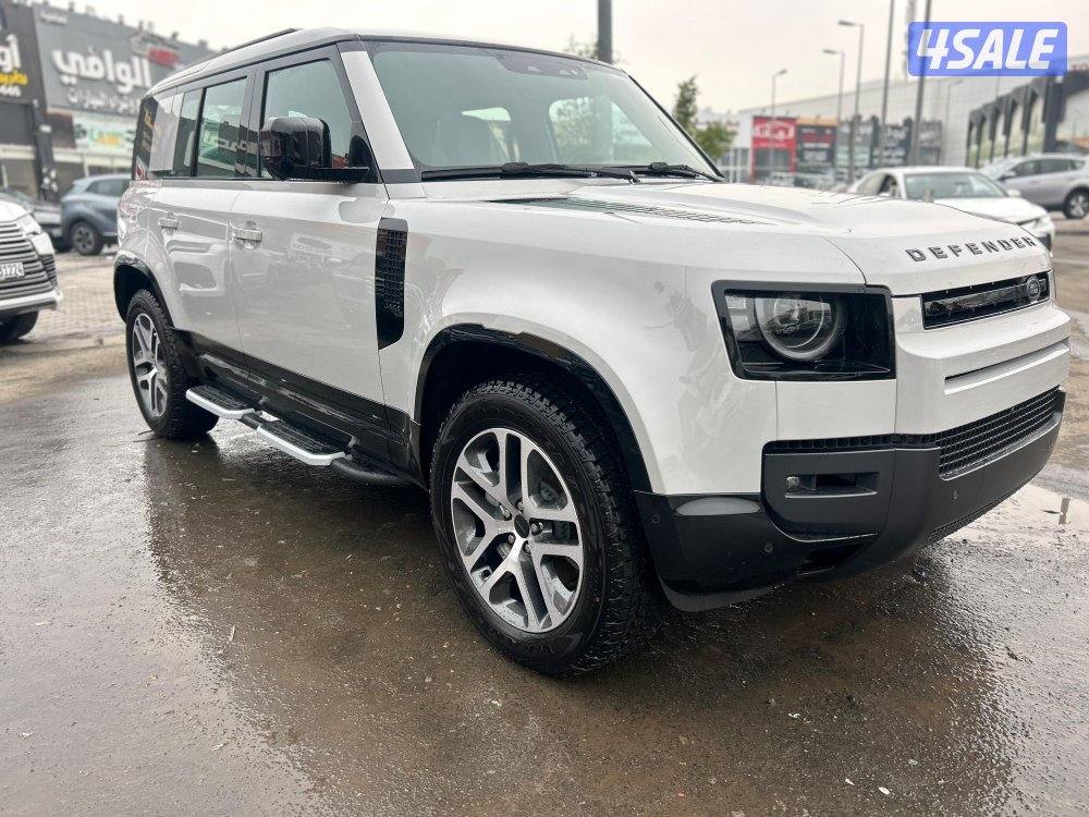 لاند روفر ديفندر110.V6
موديل 2026
اصفار 
وارد الغانم.1