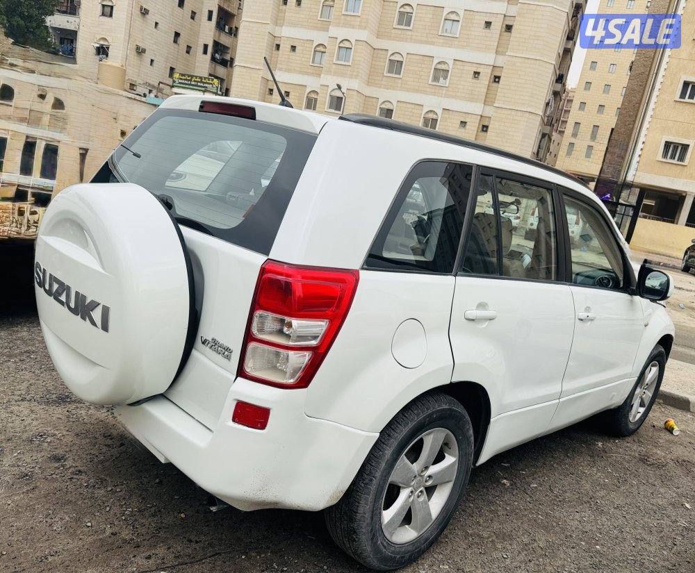 سوزوكي فيتارا 2009 بيمة مجددة الى 2027 ما تحتاج شي ، شغل وامش3