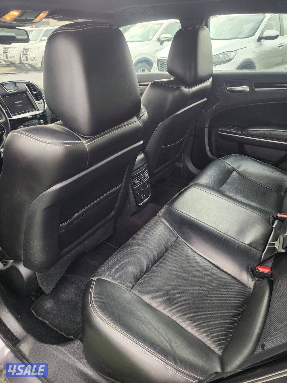 كرايزلر C3006