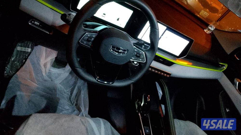 للبيع جيلي كولاراي موديل 2025فل اوبشن4