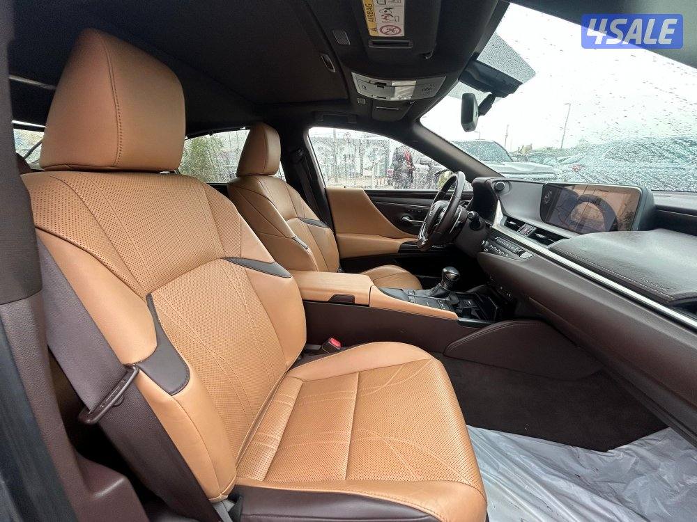 لكزس ES250
موديل 2019
ماشى 114.000 k.m
وارد الساير.4