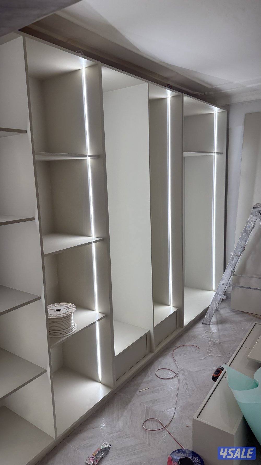 ديكورات خشبيه داخليه للمنازل صبغ ورق جدران تركيب جام شيبورد11