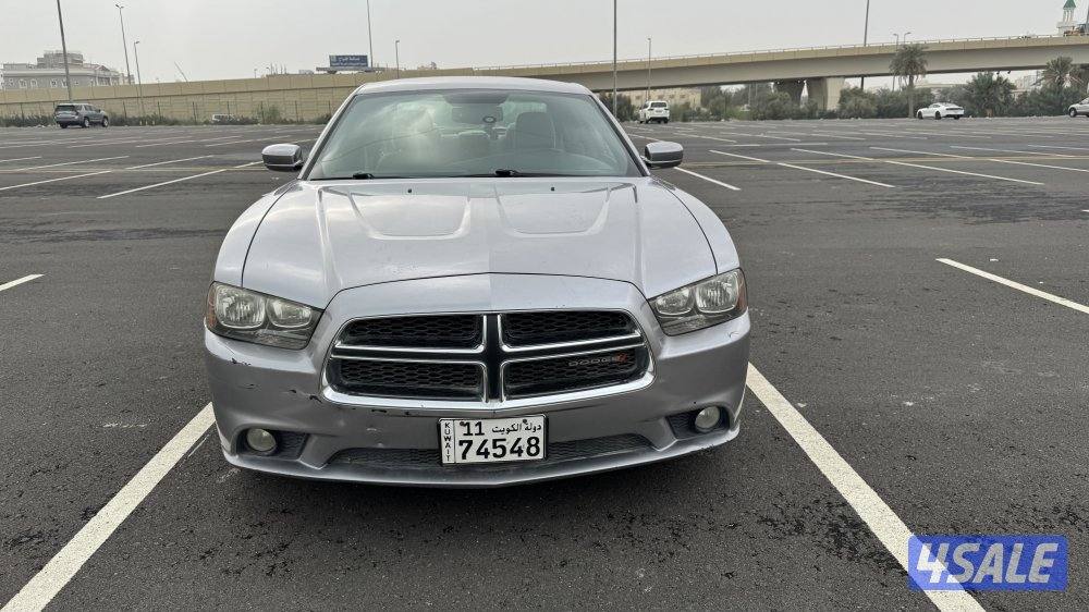 دودج تشارجر بحالة ممتازة3