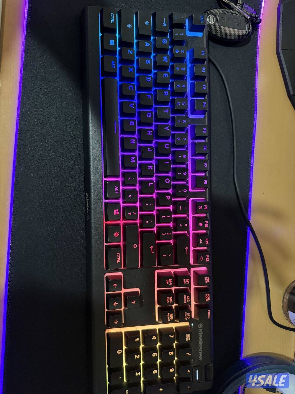 للبيع بي سي استعمال خفيف جداً مواصفاته بالصور نظيف معاه كامل اغراضه3