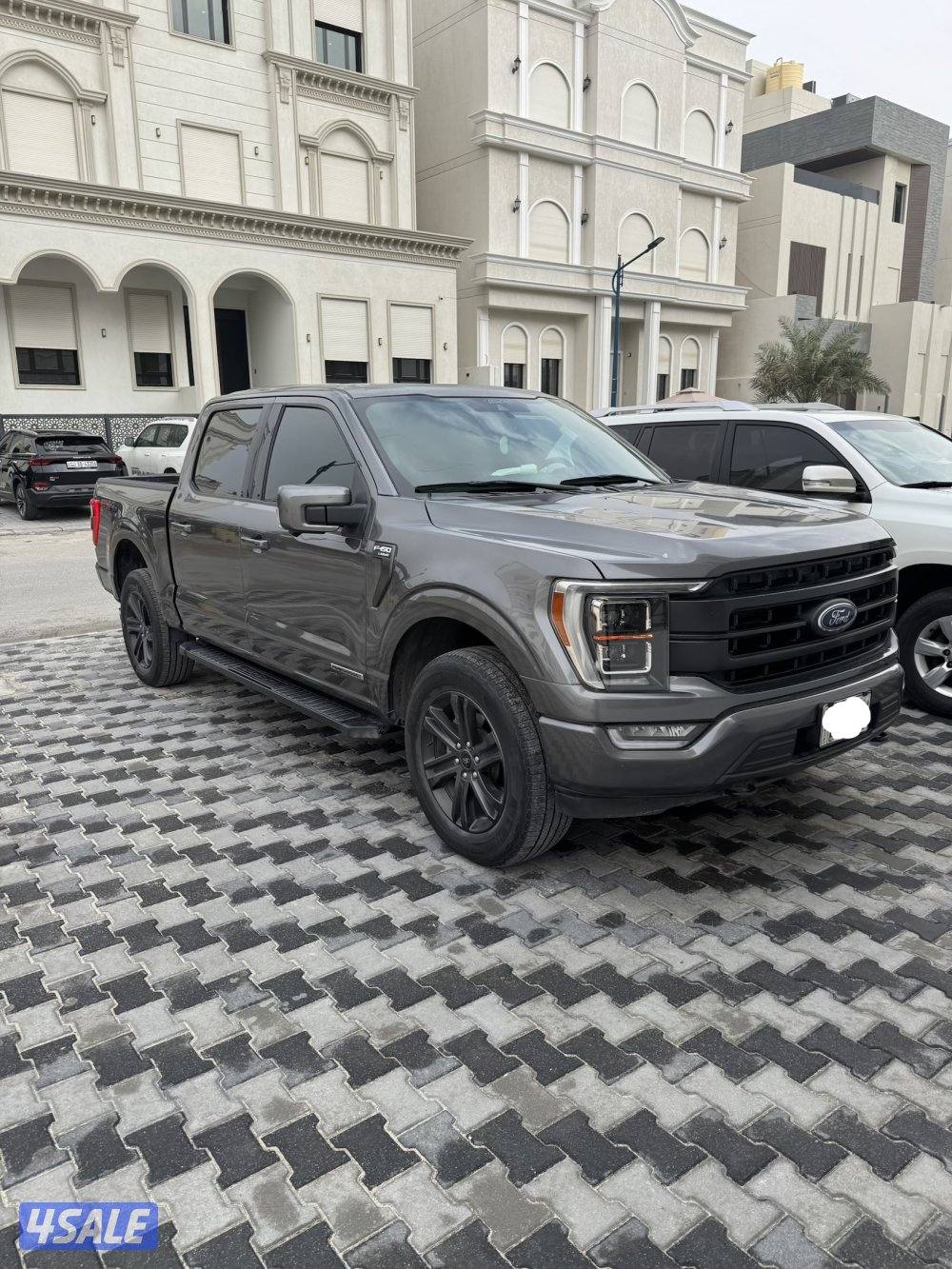 Ford f150 Lariat Sport POWERBOOST1