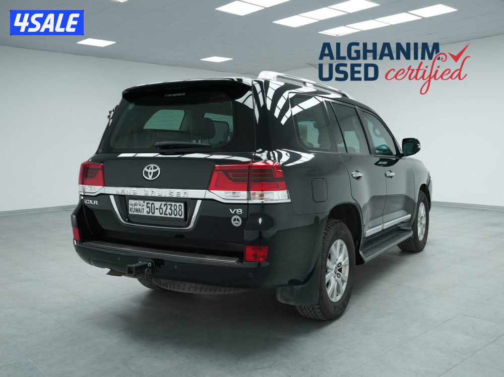 Toyota Land Cruiser1