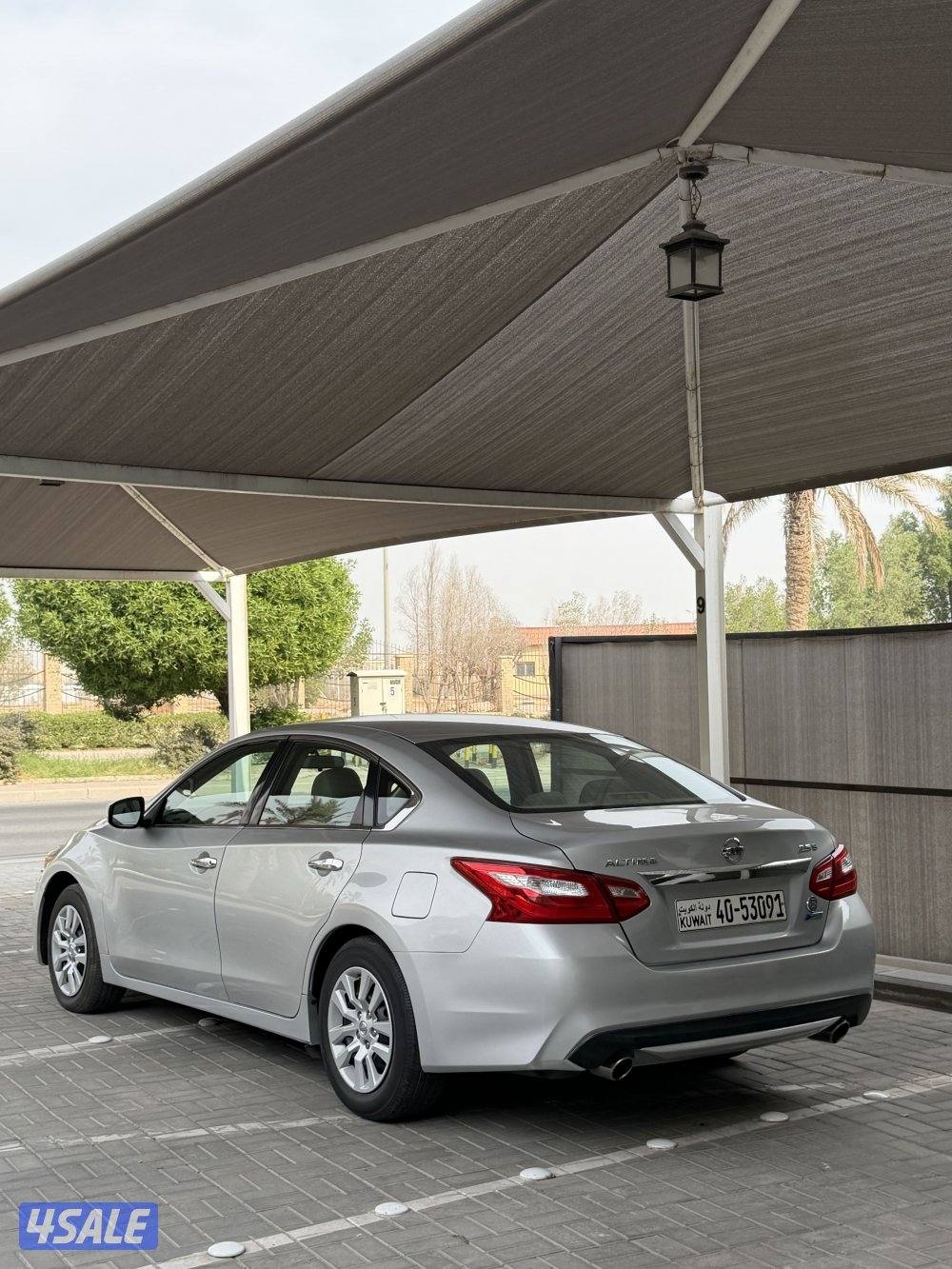 للبيع التيما موديل 2017 بحالة جيدة عداد 640002