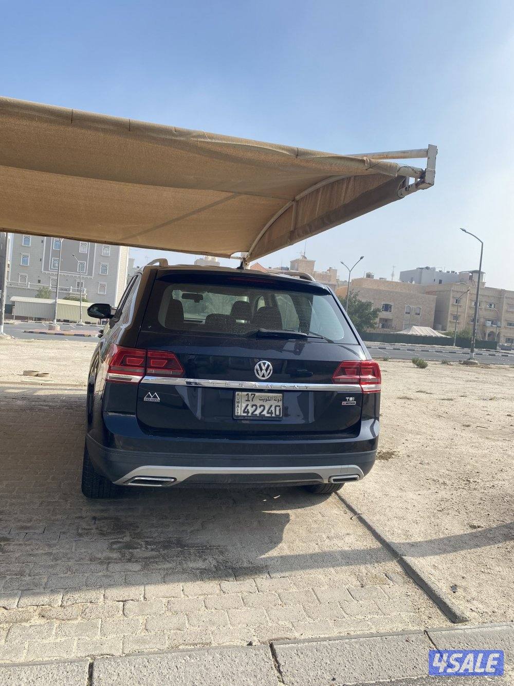 للبيع سيارتين فولكس واجن2019 ماشيه 89 الفو مرسيدس 2013ماشيه226الف7