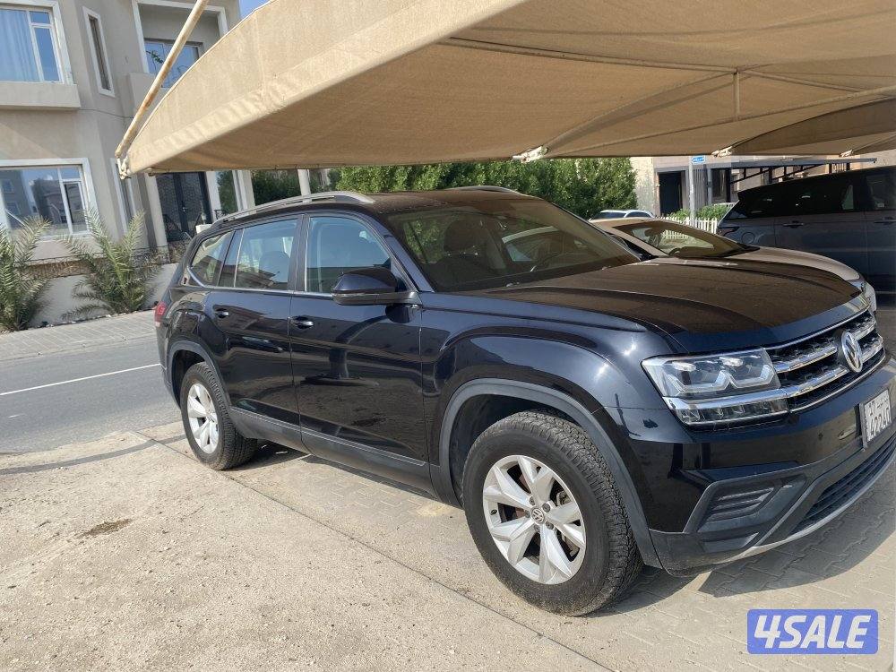 للبيع سيارتين فولكس واجن2019 ماشيه 89 الفو مرسيدس 2013ماشيه226الف11