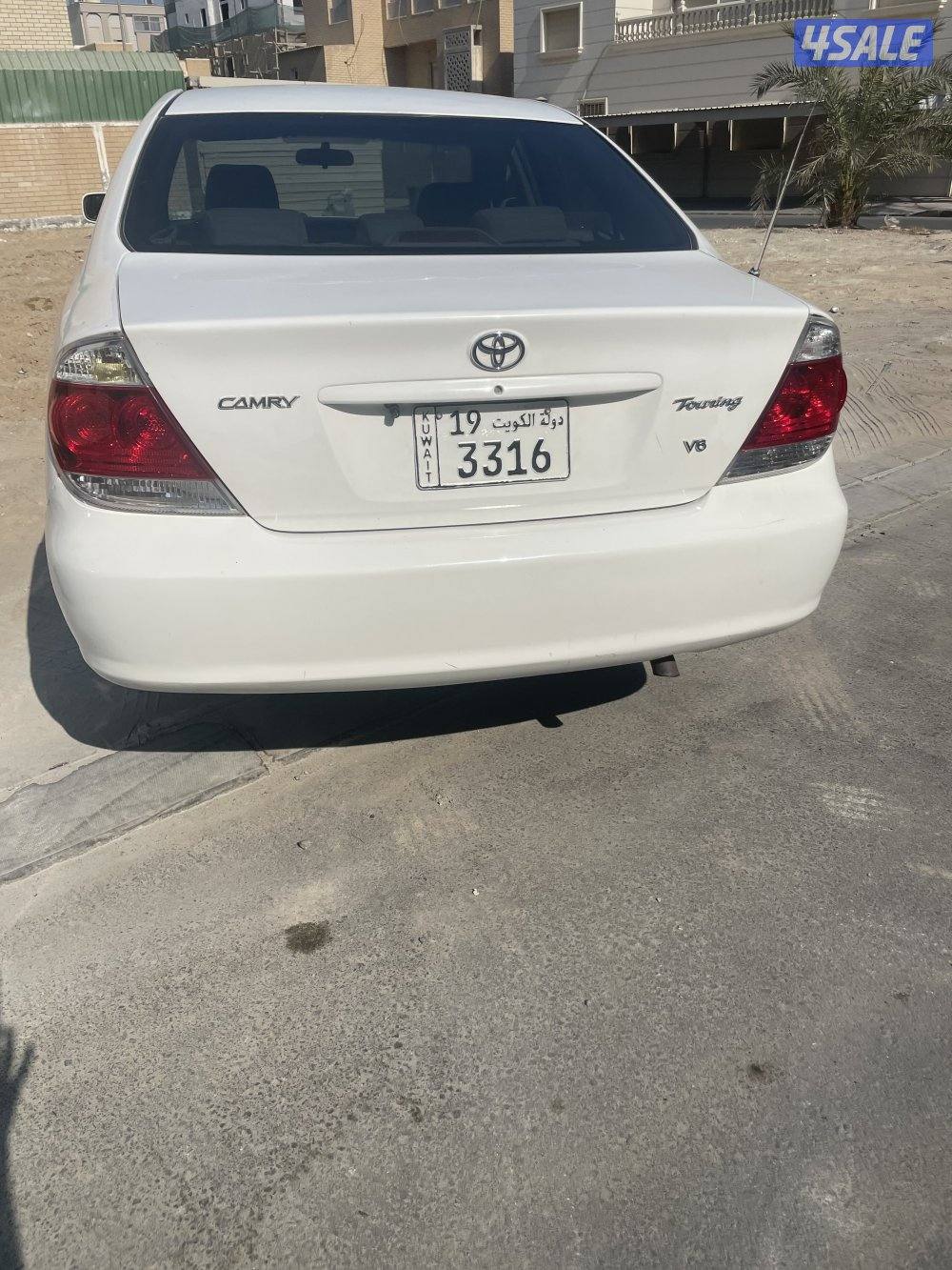 كامري موديل ٢٠٠٣ تواير جديده بلاكات جديده سيور جديده بطاريه سفايف كامل0