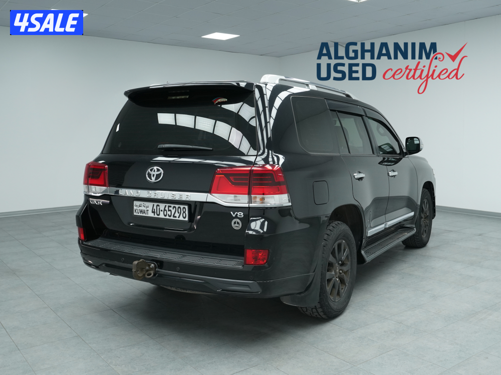 Toyota Land Cruiser1