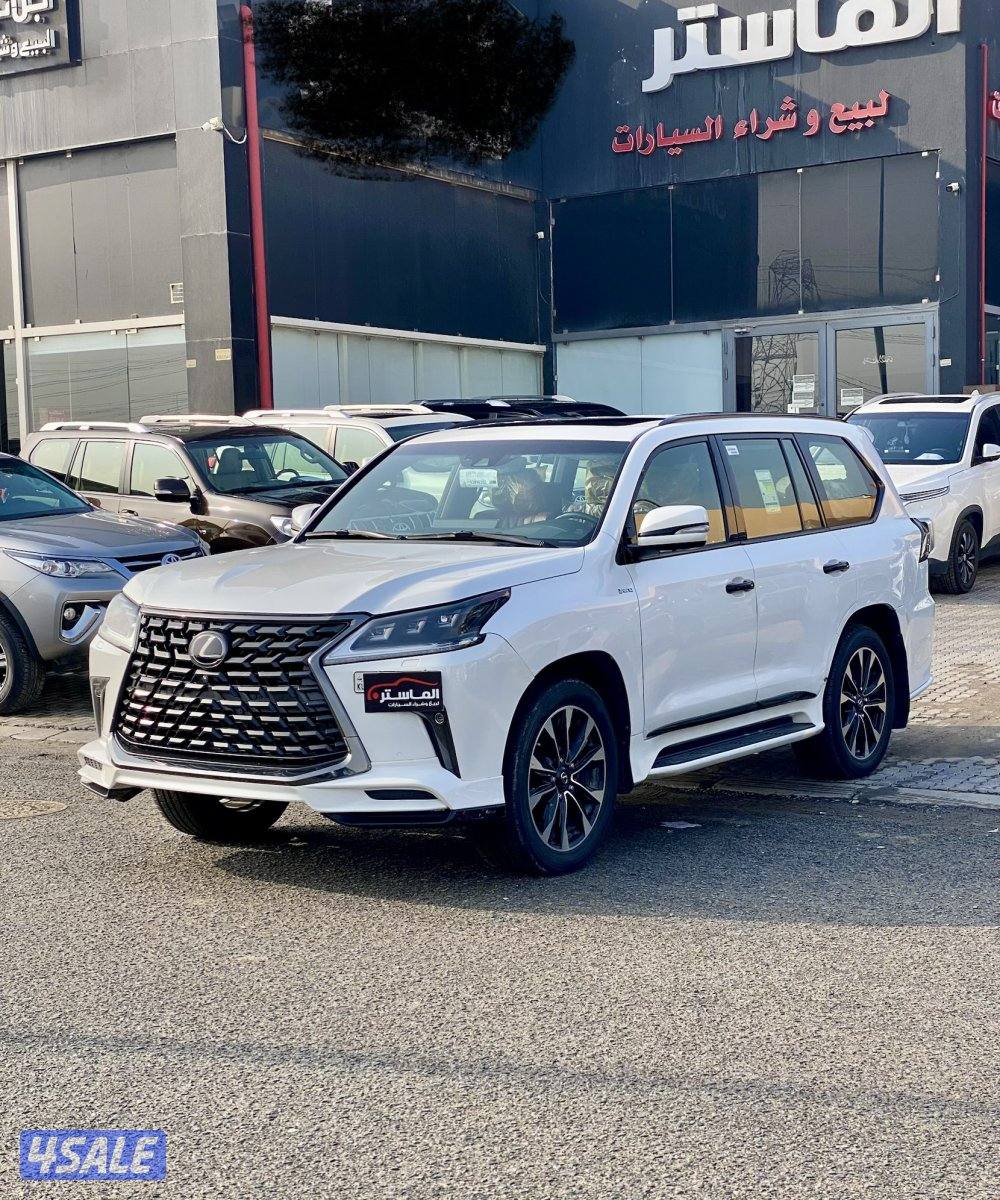 لكزس LX بلاك اديشن خليجي موديل 2019 عداد 3072