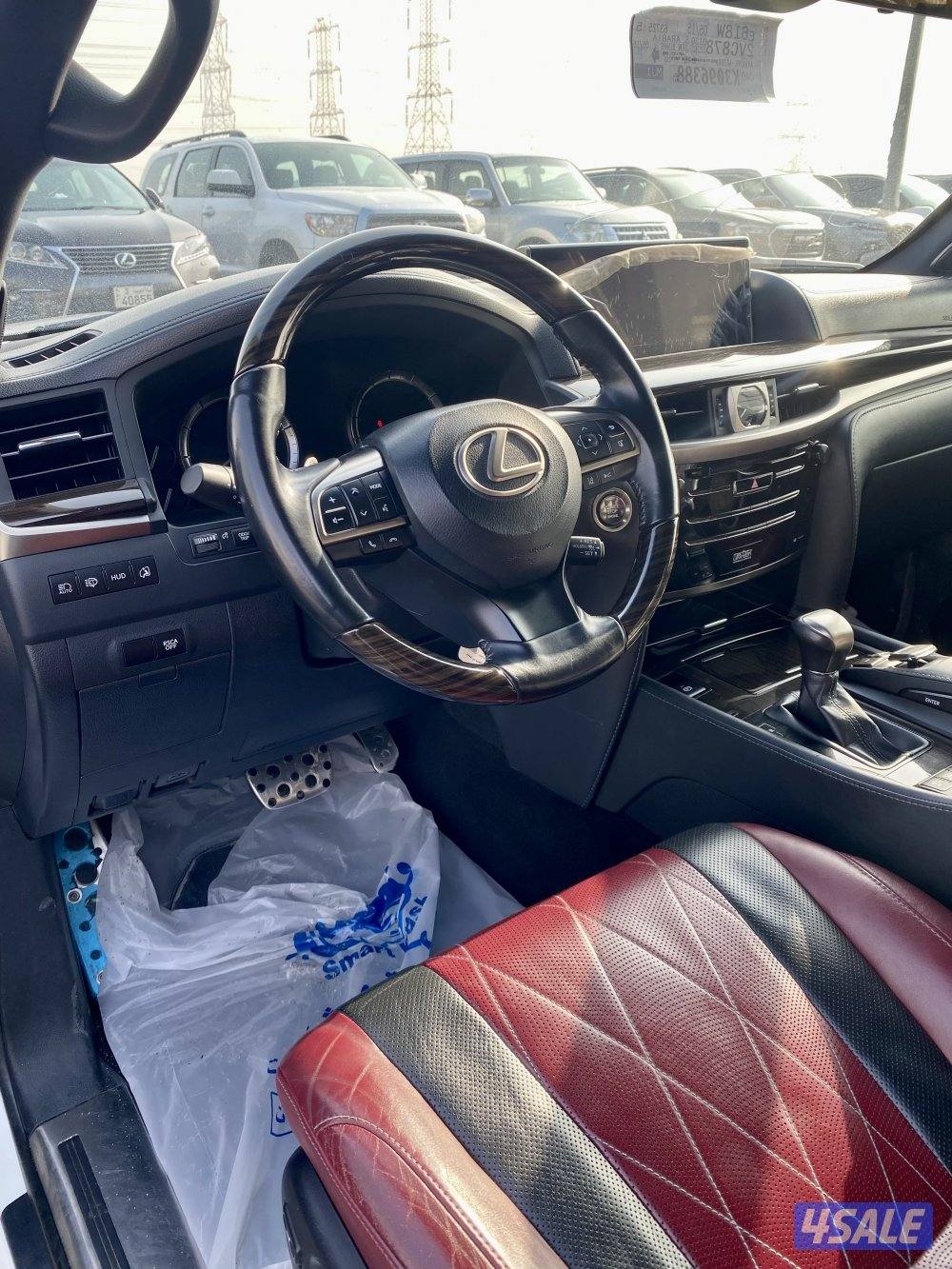 لكزس LX بلاك اديشن خليجي موديل 2019 عداد 3078