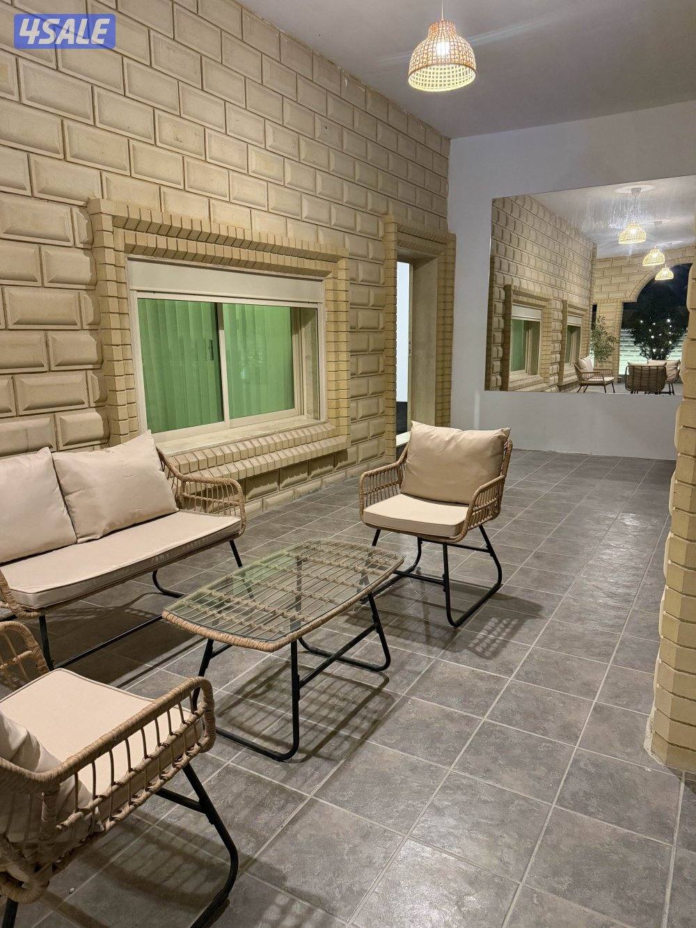 متوفر للايجار هالويك اند أستراحة فخمة  في كبد مكانها قريب من الخدمات6