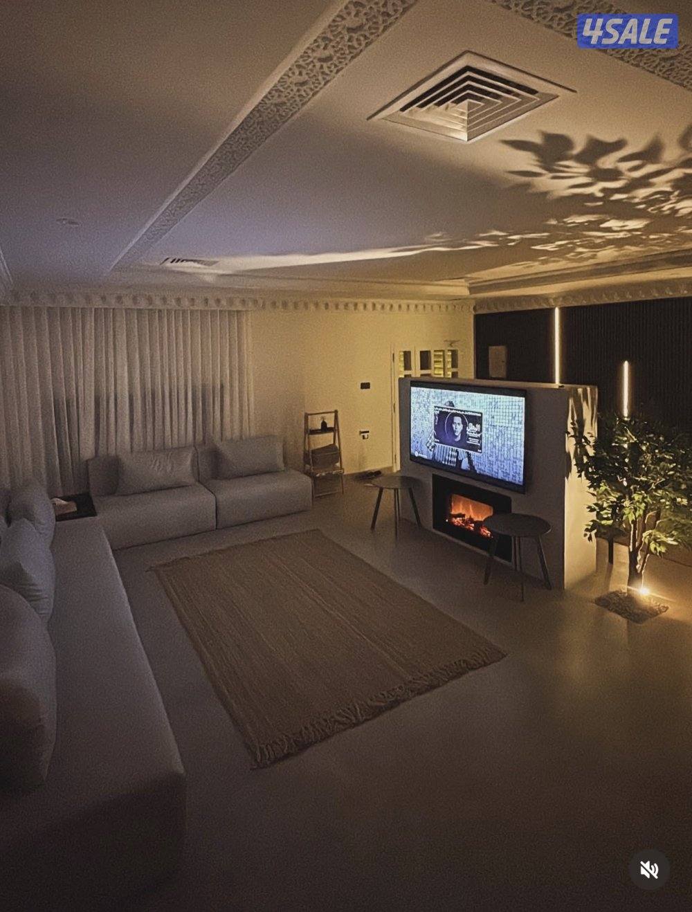 متوفر للايجار هالويك اند أستراحة فخمة  في كبد مكانها قريب من الخدمات0