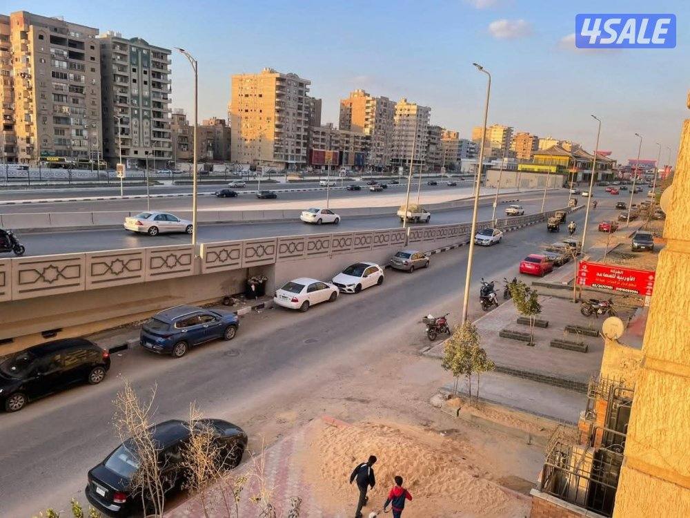 ابحث عن وظيفه مسؤول عقاري وإدارة أملاك معه راجل عمال او تجار عقارات0