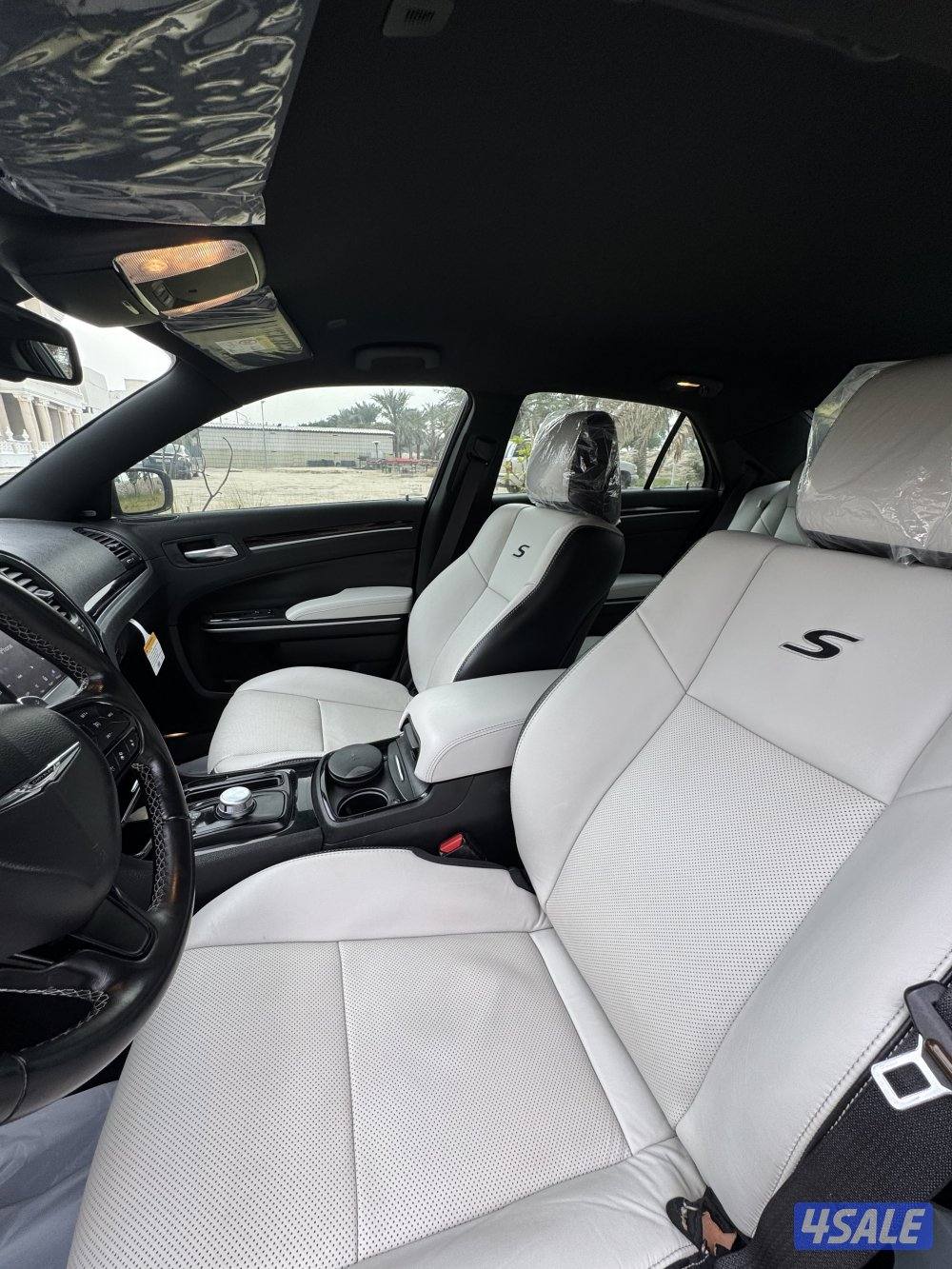 كرايزلر C300 (S) عداد 75 الف سيرفس منتظم4