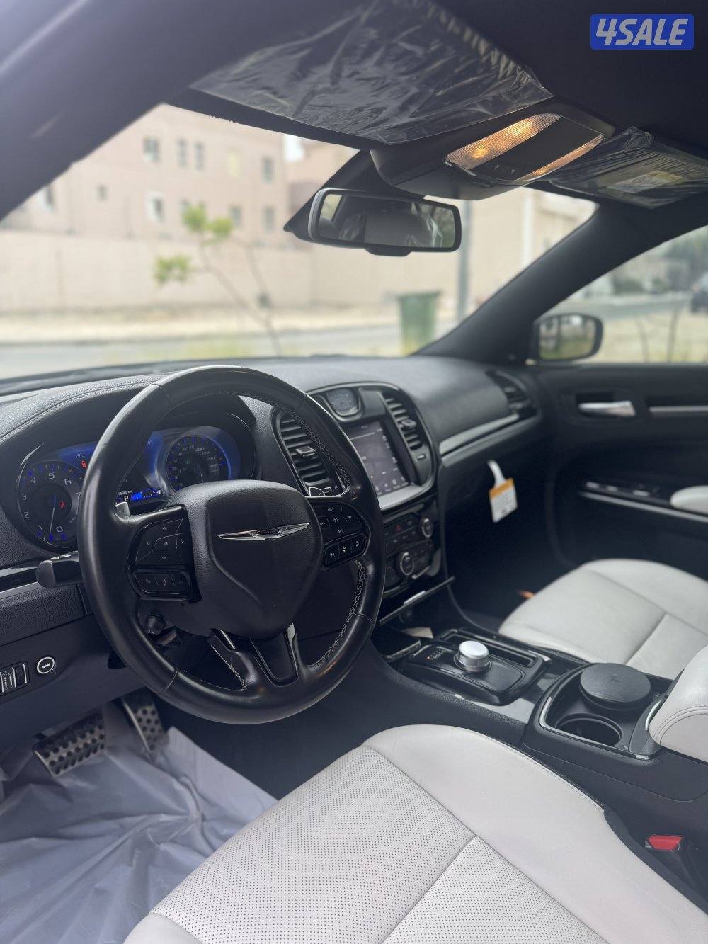 كرايزلر C300 (S) عداد 75 الف سيرفس منتظم6