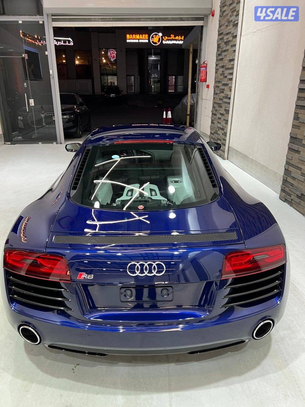 أودي V8 R8  2015 سيارة مخزّنة ماشية ألفين كم فقط لهواة السيارات النادرة8