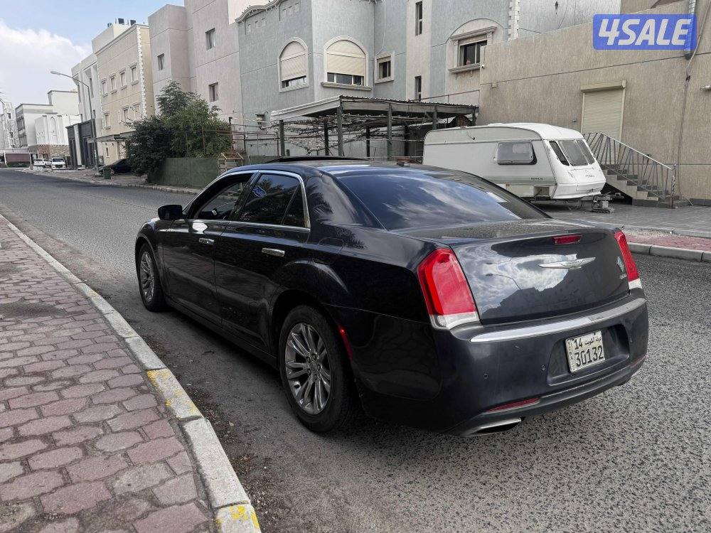 للبيع كرايزلر 20153