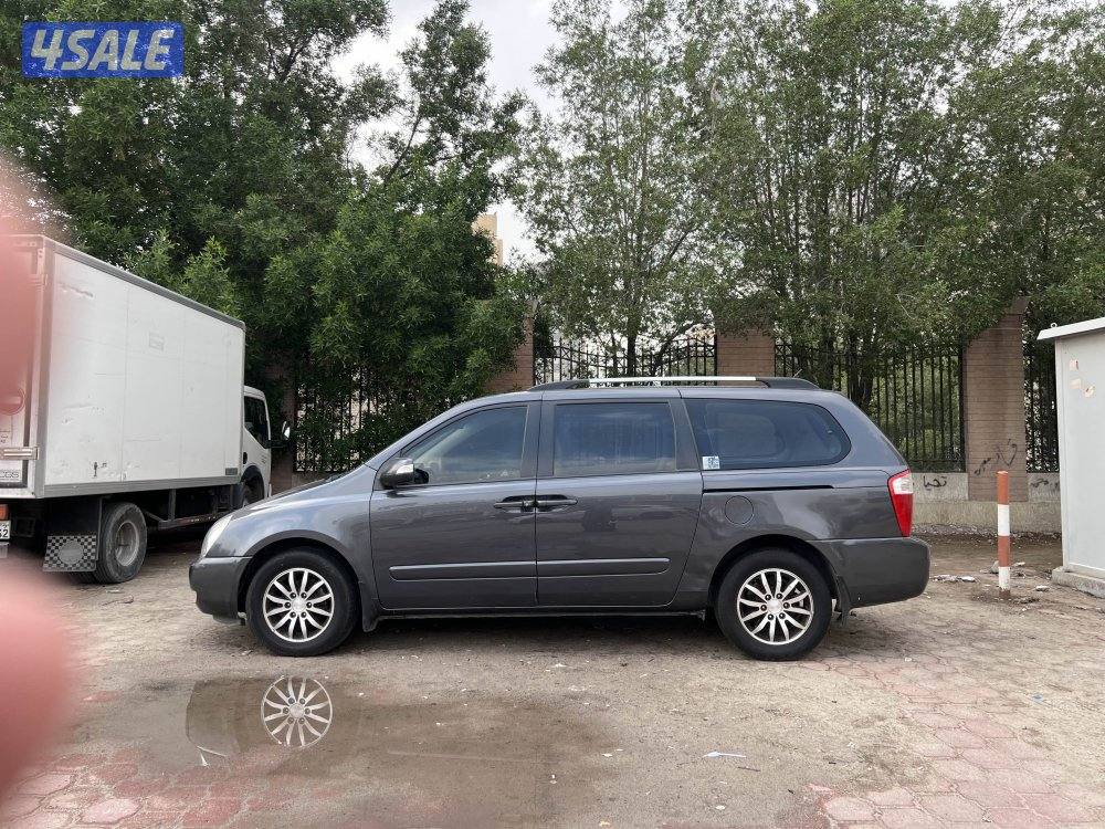 كيا كرنفال. 2013 شرط الفحص0