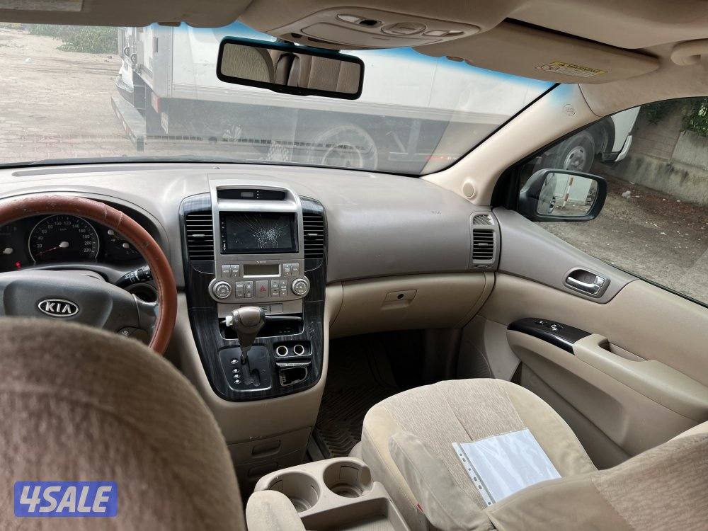 كيا كرنفال. 2013 شرط الفحص2