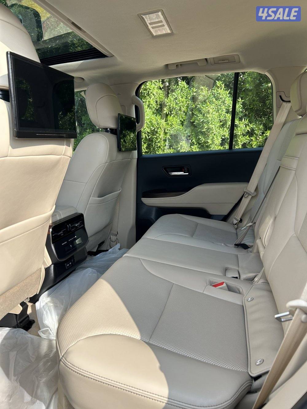 للبيع لاندكروزر 2022 GX.R تون تيربو10