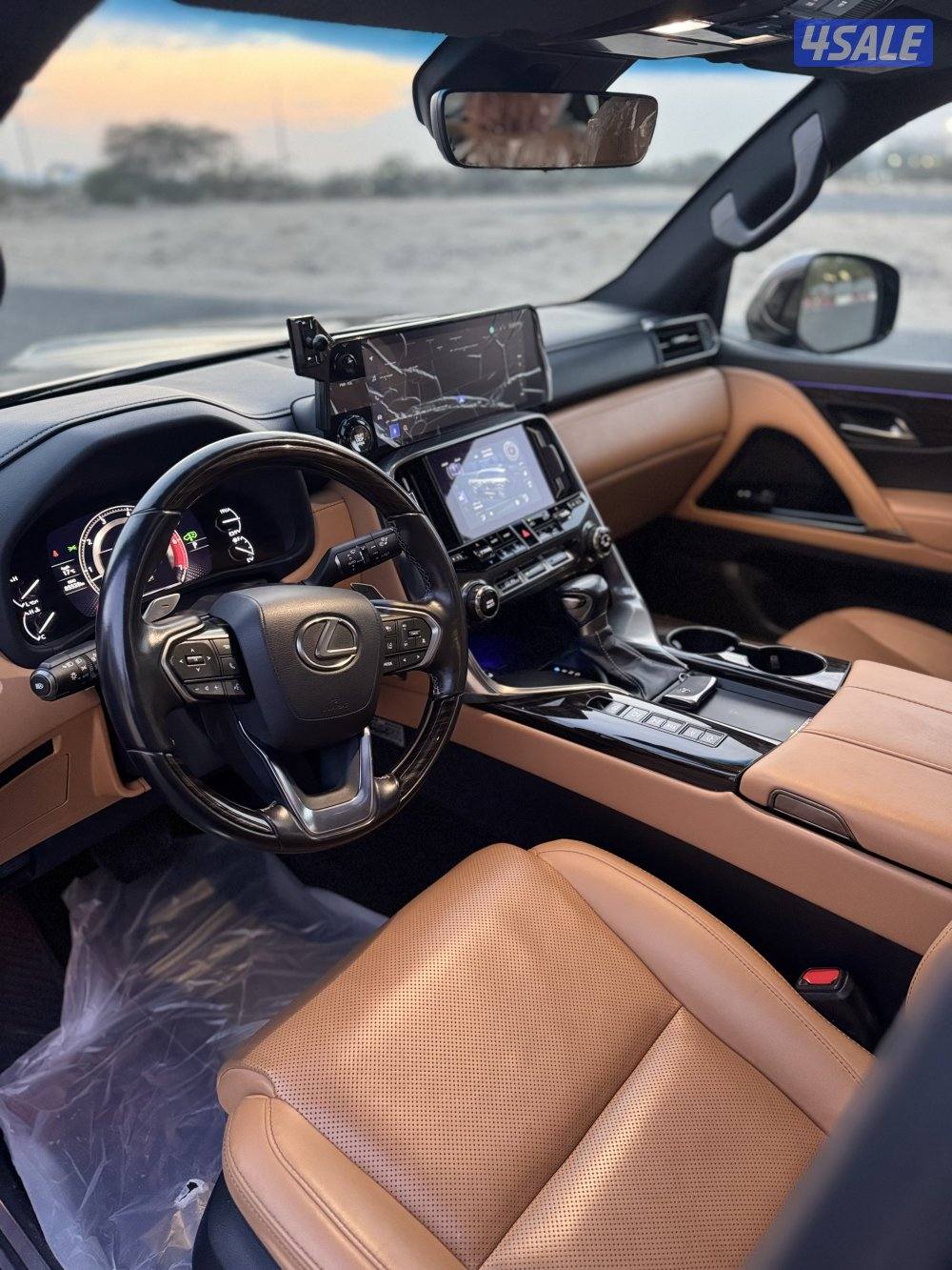 للبيع جيب لكزس LX6003