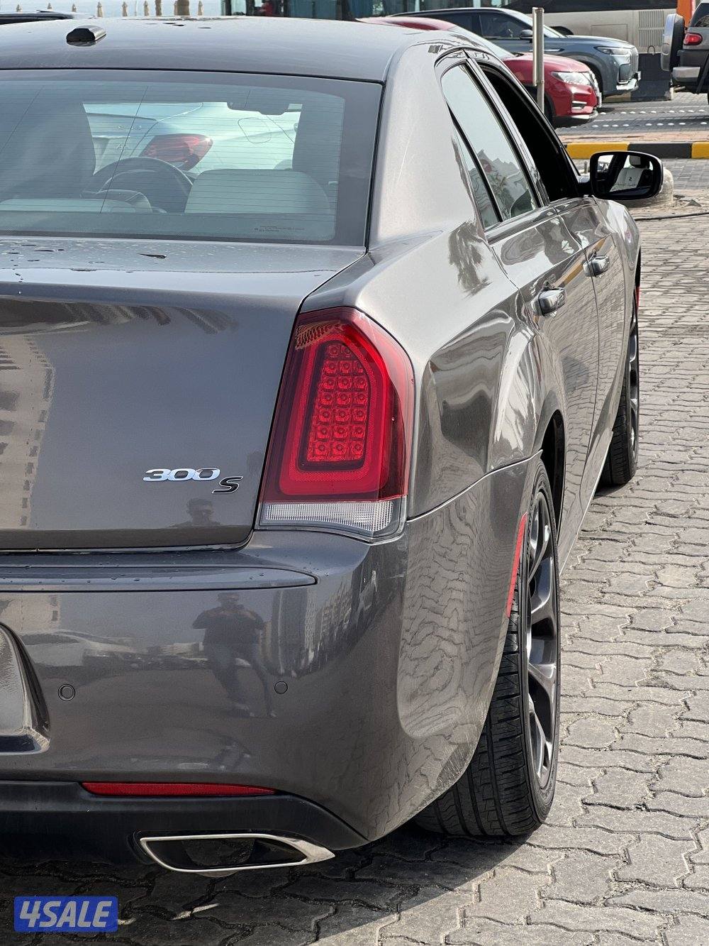 للبيع كرايزلر بحالة ممتازة1