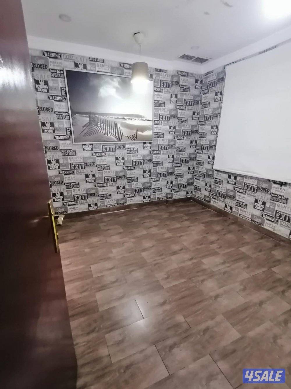 شقه غرفتين مستر صالة باركية ديكورات حمامين مطبخ مصافط متوفرة7